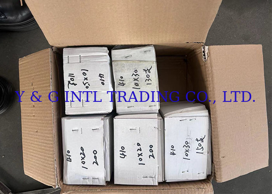 ISO Metric Studs B1=1.25d  Corrosion Resistance , snap bolt nuts fasteners With Custom Thread Pitch